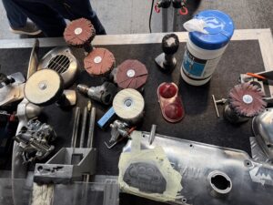Aluminiumguss schleifen und polieren – Was ist wirklich möglich? Alu schleifen und polieren mit dem Schleifstein